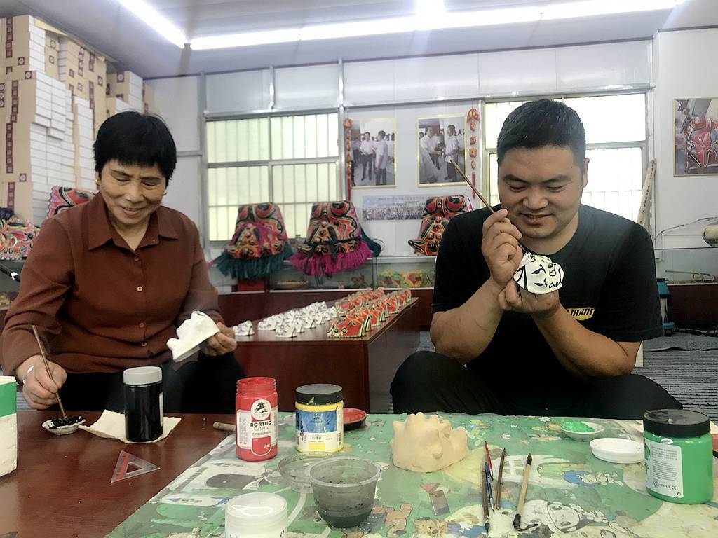 https://region-jiangsu-resource.xuexi.cn/image/1006/process/d2562edb64494d848d4e710a3cf3158e.jpg