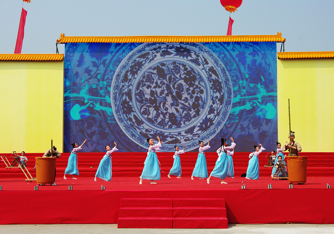 https://region-jiangsu-resource.xuexi.cn/image/1006/upload/202208/078e1df9b55e430c80a61d325867d08a.png