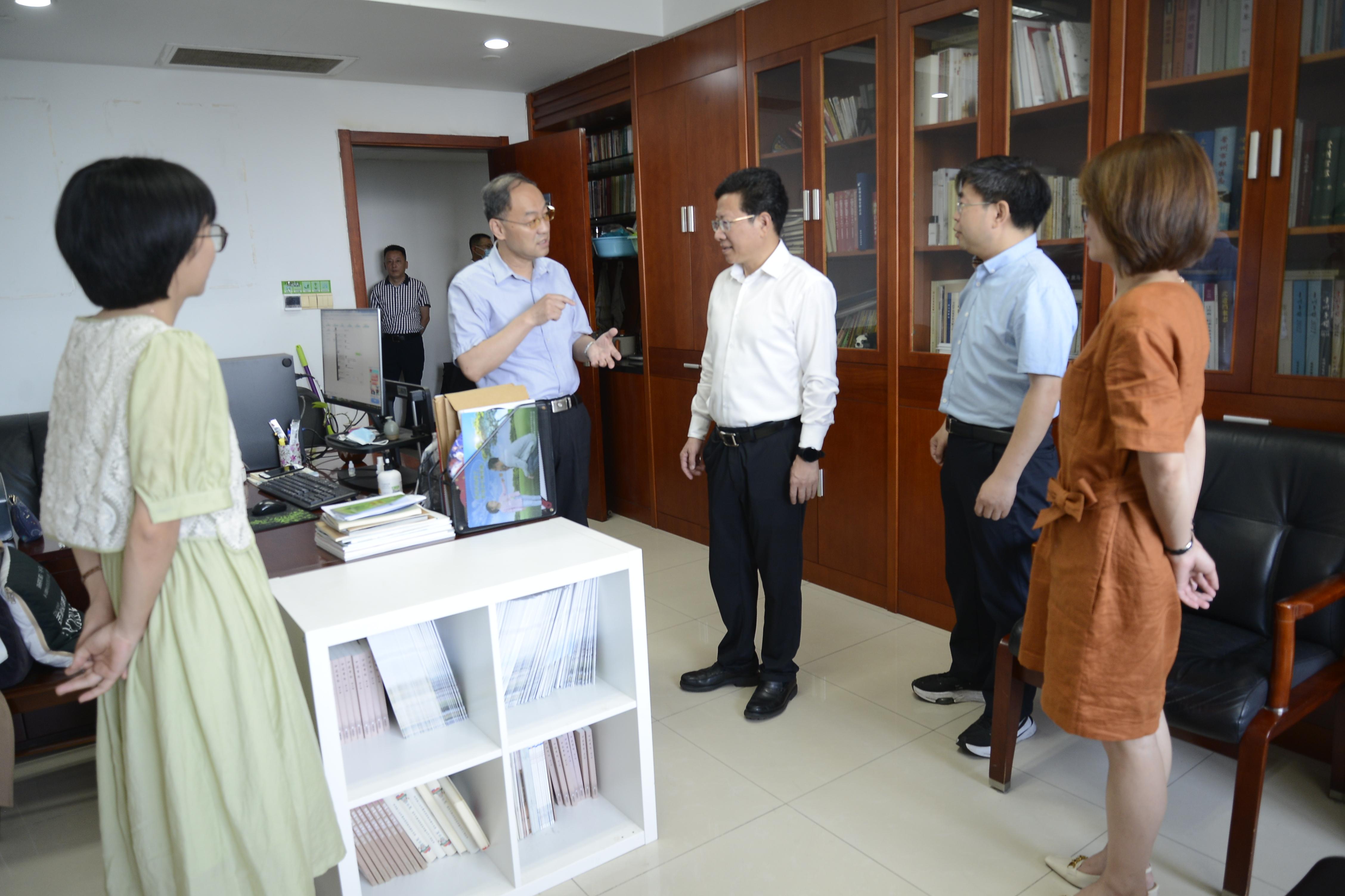be80ef20-e3ce-4eef-9208-37928e079dea.jpg