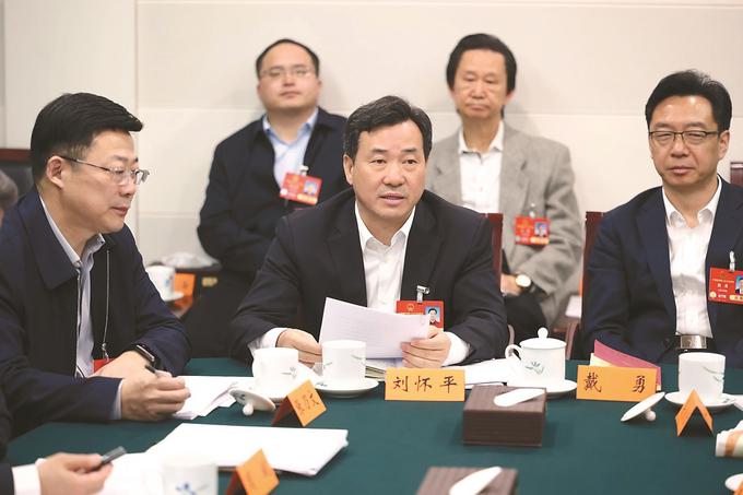 fe9da33e-54ff-4fa0-9bdd-c929a45c62cf.jpg