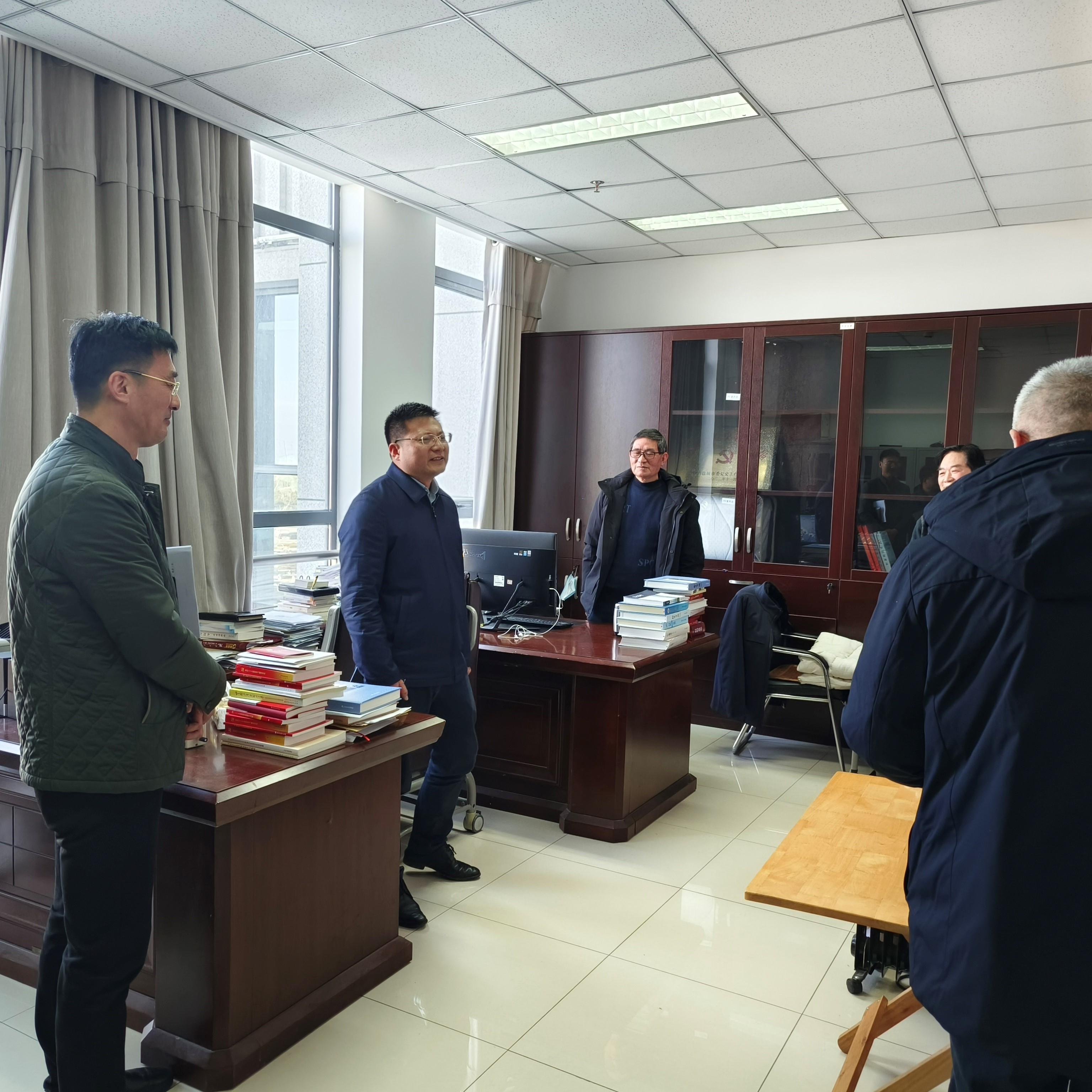 fe809e31-3a14-4d68-8b57-733015408acb.jpg
