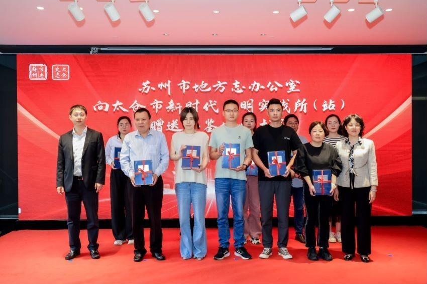 5fa45199-2753-40ef-9dac-c920504ce488.jpg