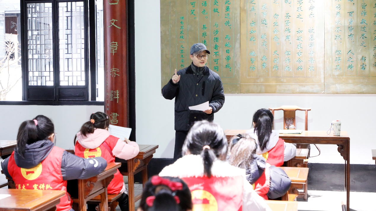 D:\u53f2志馆4\u8d44料\u56fe片\u5b9c兴乡情讲座230205\u5fae信图片_20240205143641.jpg