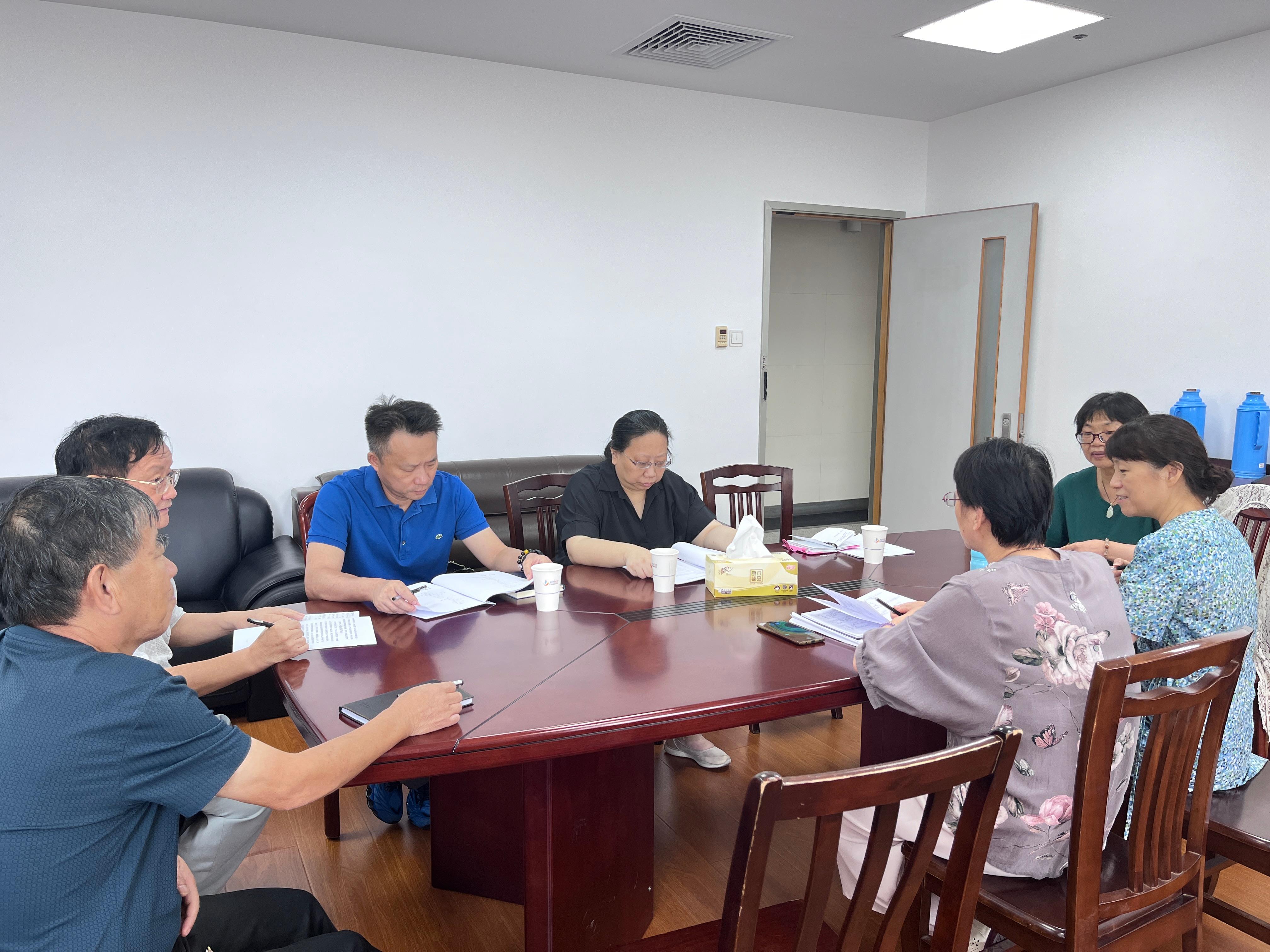 eda40d55-118e-42a7-ba95-5016b47b590a.jpg