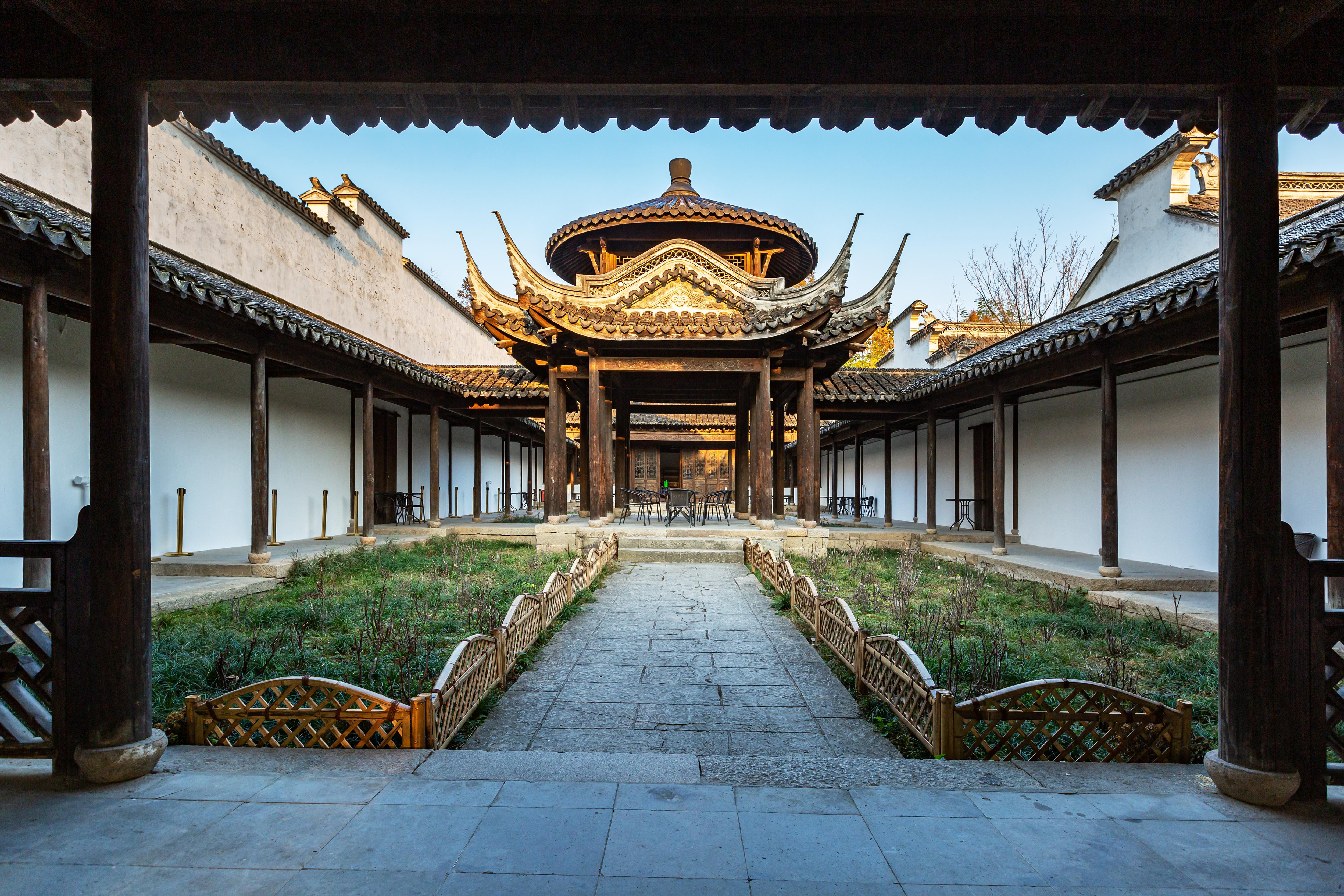 c149cf5e-a315-49d2-b2ce-15069ec742f3.jpg