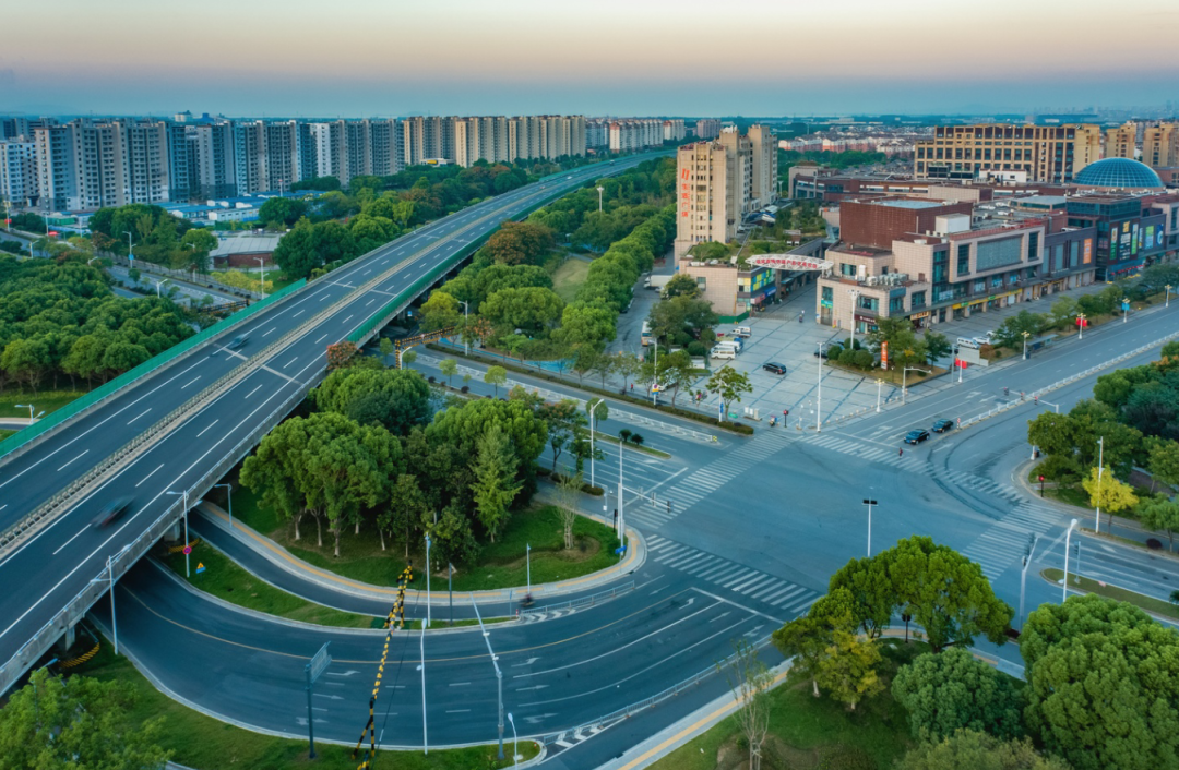 https://region-jiangsu-resource.xuexi.cn/image/1006/upload/202302/a30473f0bdaf4369b3eaf995aeff6a22.png