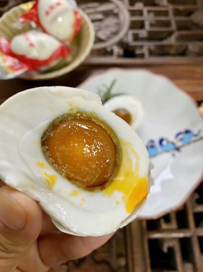高邮湖咸鸭蛋 屠明娟 摄
