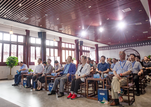 https://region-jiangsu-resource.xuexi.cn/image/1006/upload/202302/1c740398df4740a28e57fbc2569d1863.png